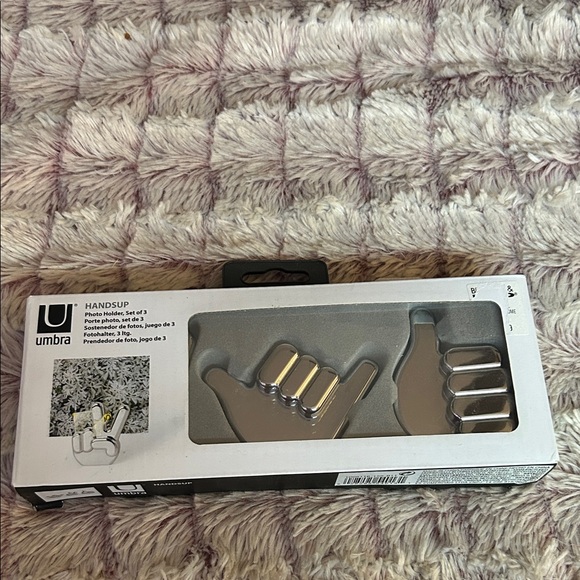 Umbra Other - Umbra Handsup picture or note holder silver